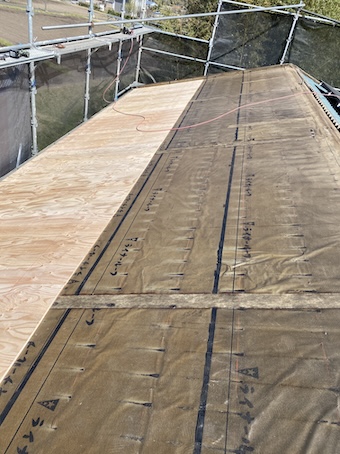 豊川市　セキスイハイム　プレーゲル　屋根　葺き替え　野地板　増し張り