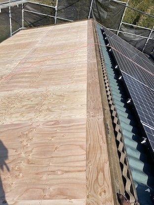 屋根　葺き替え　野地板　増し張り　耐震性