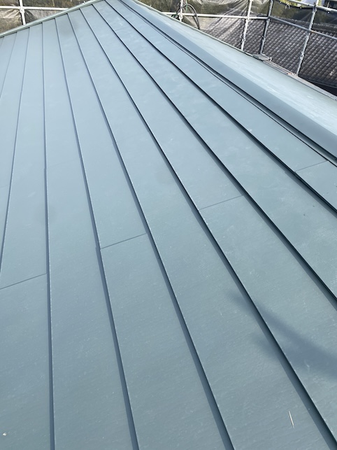 豊川市　葺き替え　ニチハ　横暖ルーフαS 　KグリーンS　