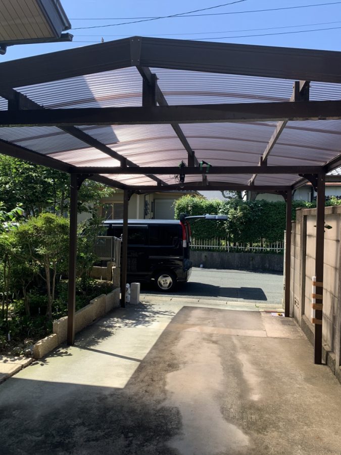 波板張替施工後