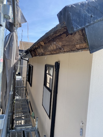 鼻隠し　腐食　樋　下地