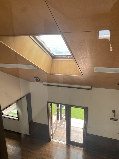 蒲郡市　トップライト　天窓　メンテナンス　塞ぐ　雨漏り