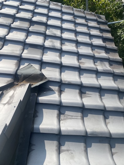 雨漏り 修理 瓦