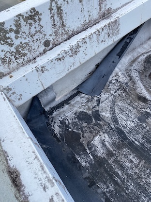 豊橋市　マンション　防水　劣化　シート防水　めくれ