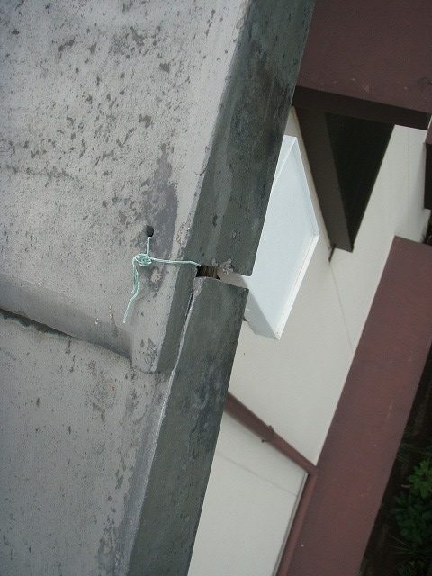 和瓦　右袖　ズレ