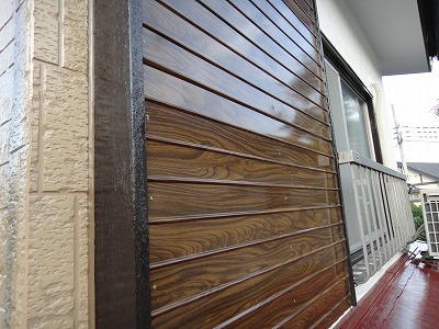 戸袋の塗装を行いました