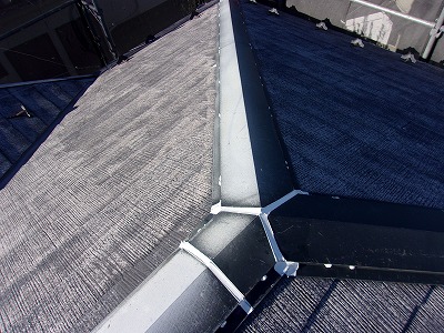 久喜市　屋根補修　棟板金設置