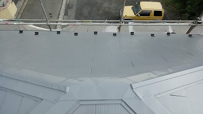 屋根雪止め取付後