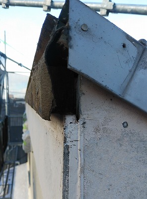 越谷市　屋根カバー　施工前