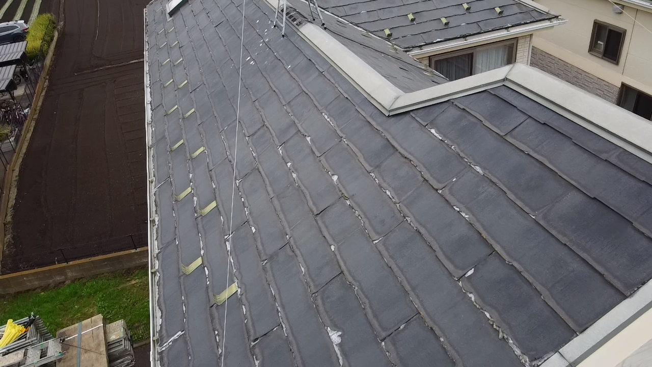 広範囲にわたるジョイント部の破損