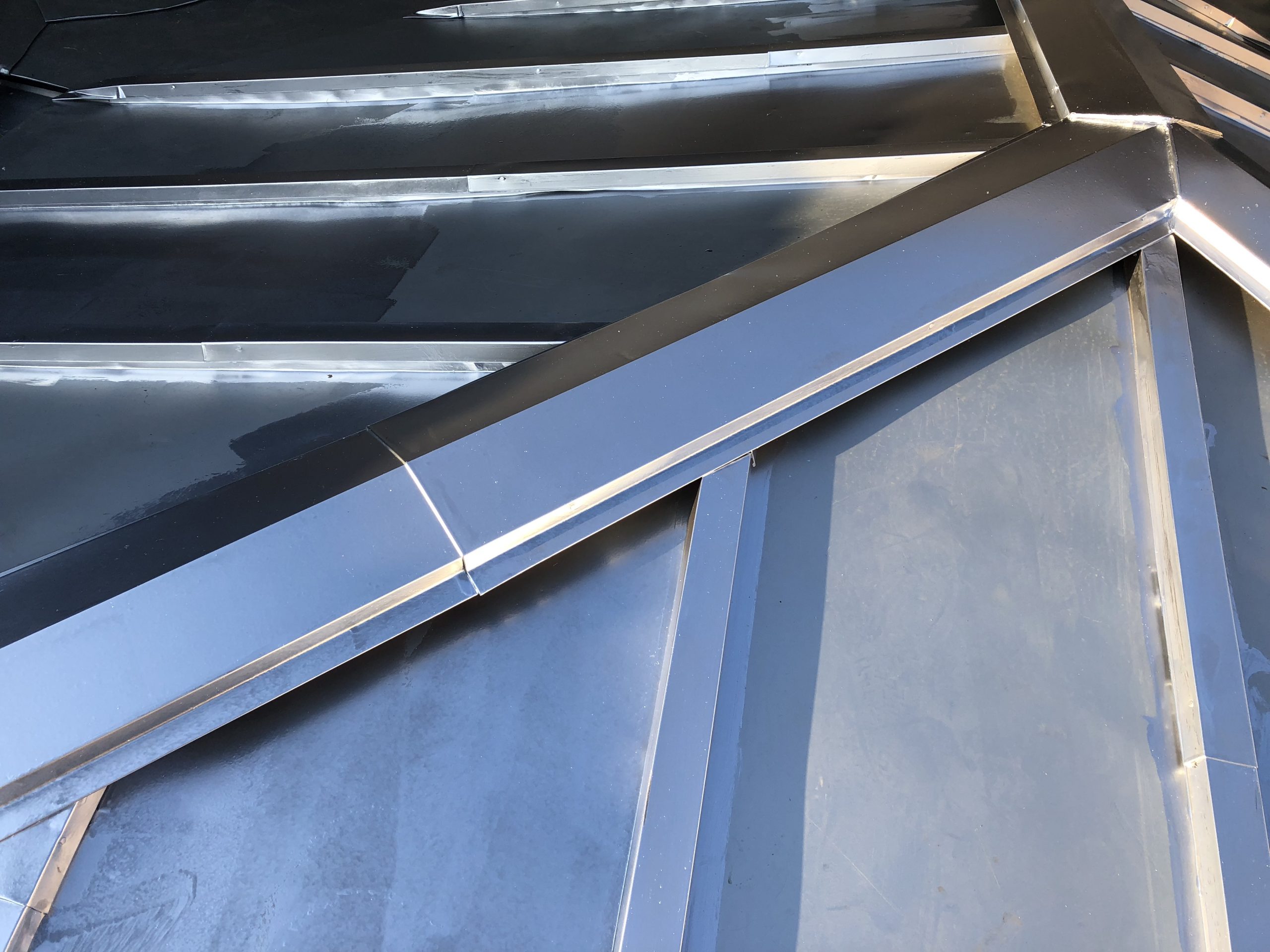 交点周辺の重なり部とラインの締まり