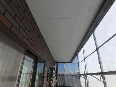 さいたま市岩槻区　軒天　付帯塗装