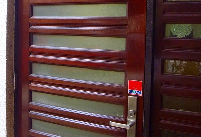 蓮田市　玄関ドア塗装