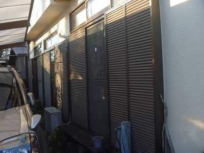 雨戸のヌリカエ写真