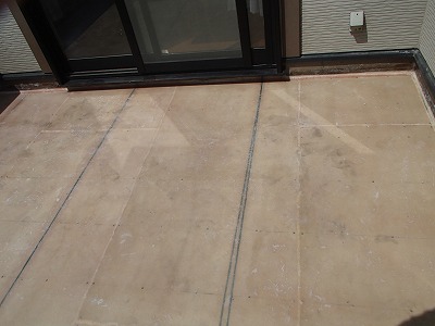 さいたま市南区　バルコニー　ＦＲＰ