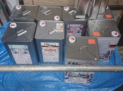 さいたま市大宮区　ロックペイント　塗料缶