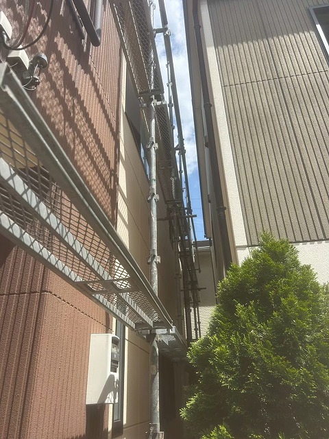 足場
