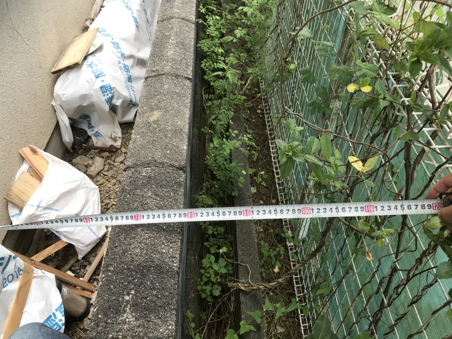 隣地寸法取り