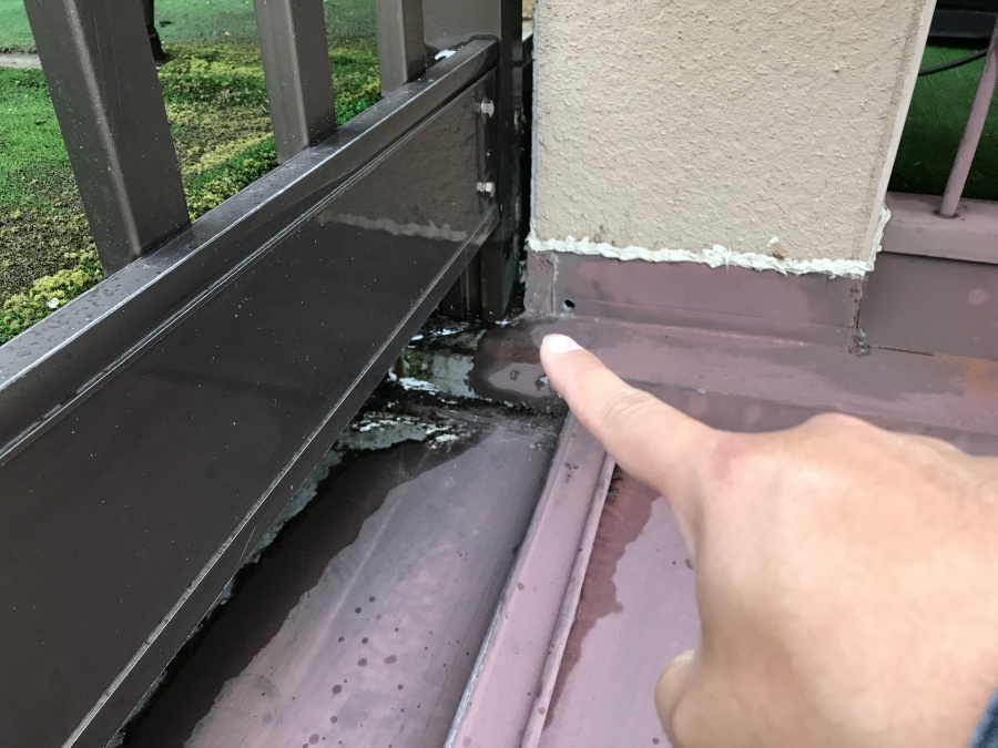 雨漏りベランダ外壁取合い