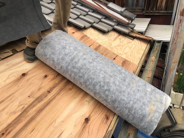 三郷町　複合型瓦屋根　部分葺き替え