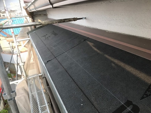 庇のも防水紙設置