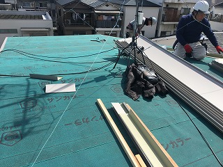 ルーフィング施工