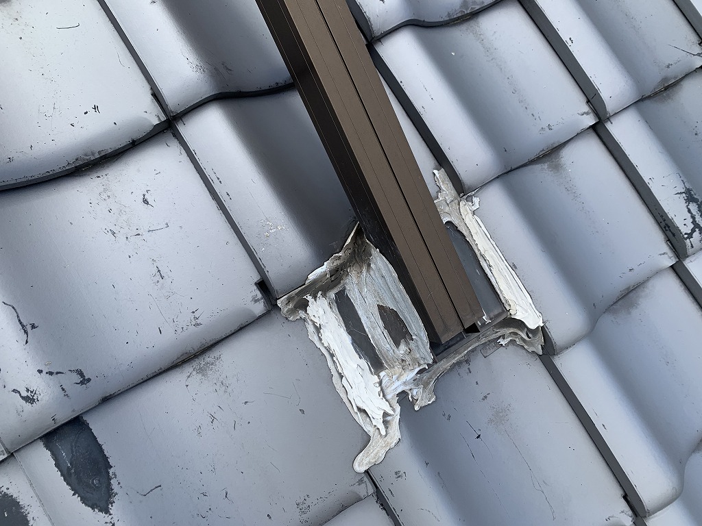 支柱取り付け部コーキング