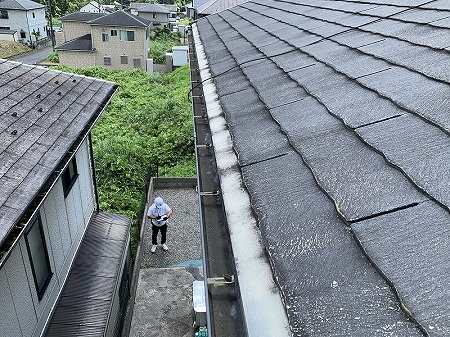軒先まで続く屋根劣化