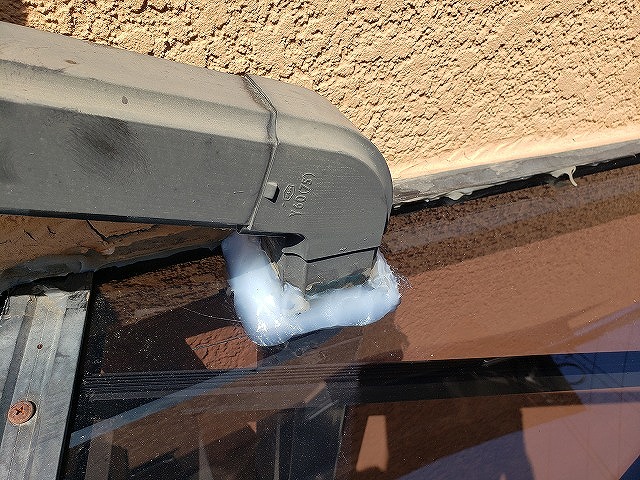 奈良市のカーポート屋根交換工事、雨樋の施工