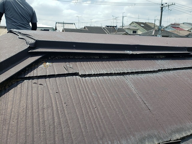 大和郡山市で無料点検、棟板金の浮き