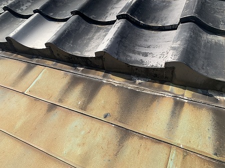 銅板穴あき補修