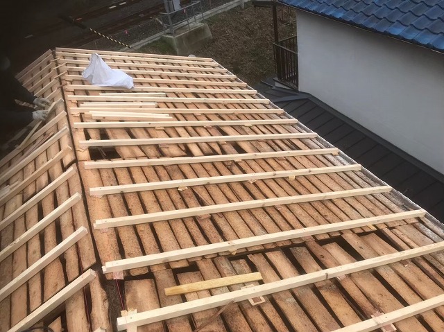 葛城市　垂木　設置