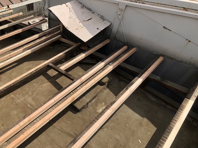 新たに垂木を設置