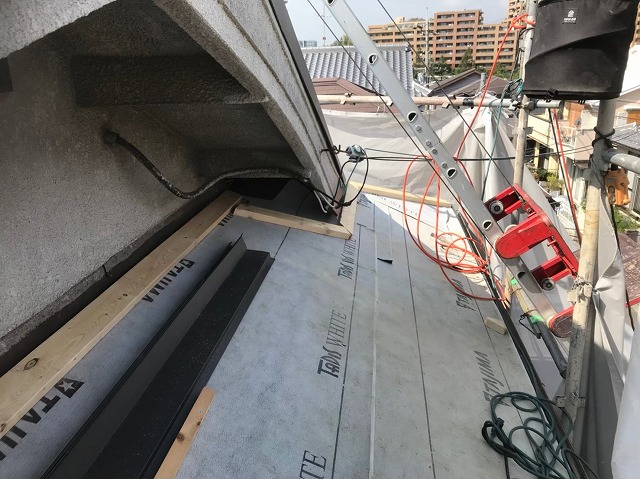 奈良市　防水シート設置