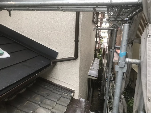 天理市　雨樋　交換