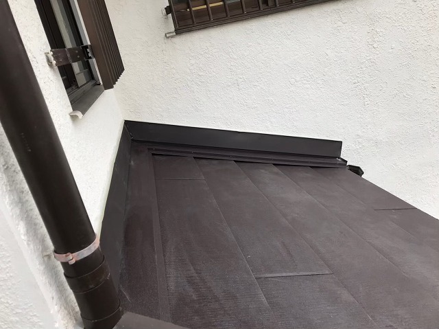 劣化した雨樋の交換