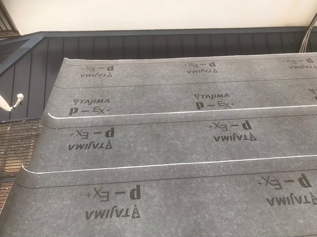 葛城市　防水シート設置