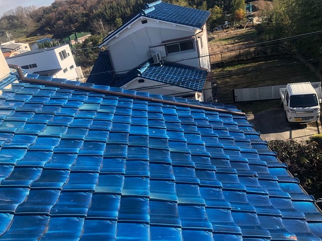 平群町で雨樋の交換工事完成
