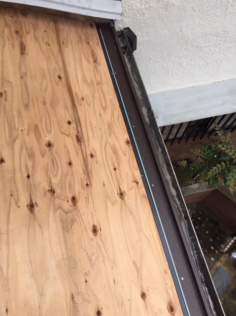 野地板の増し張りでメンテナンス