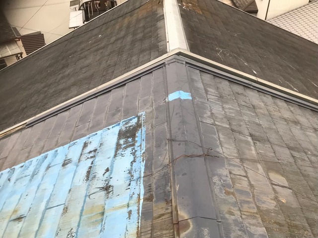 斑鳩町　スレート屋根　無料点検の様子