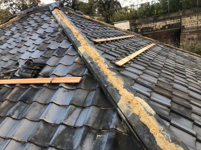 大和郡山市　お寺　棟瓦工事　施工中