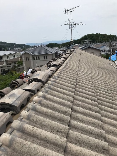 桜井市　モニエル瓦屋根　棟瓦撤去