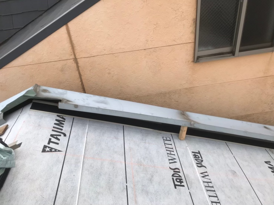 奈良市の構造用合板の上から防水紙（ルーフィング）設置