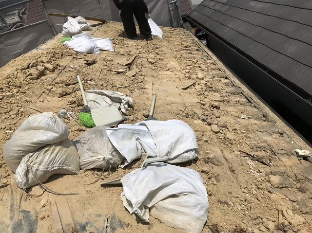 王寺町1　古い屋根