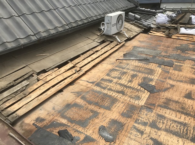 三宅町　トタン撤去　葺き替え工事