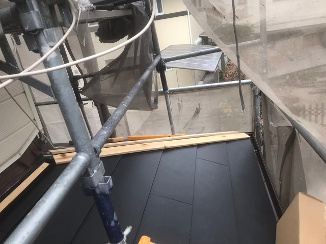 橿原市　下屋根　ガルテクト設置