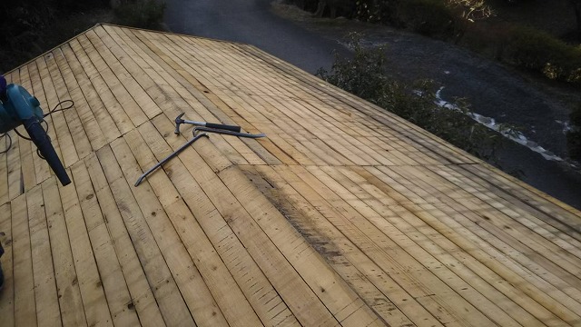 野地板が見えます