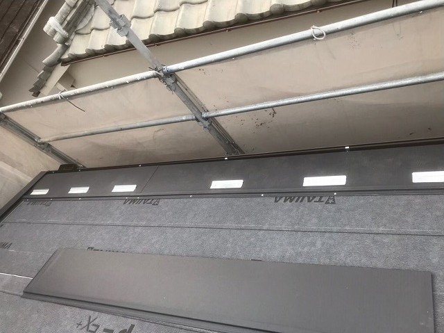 橿原市　下屋根　ガルテクト設置