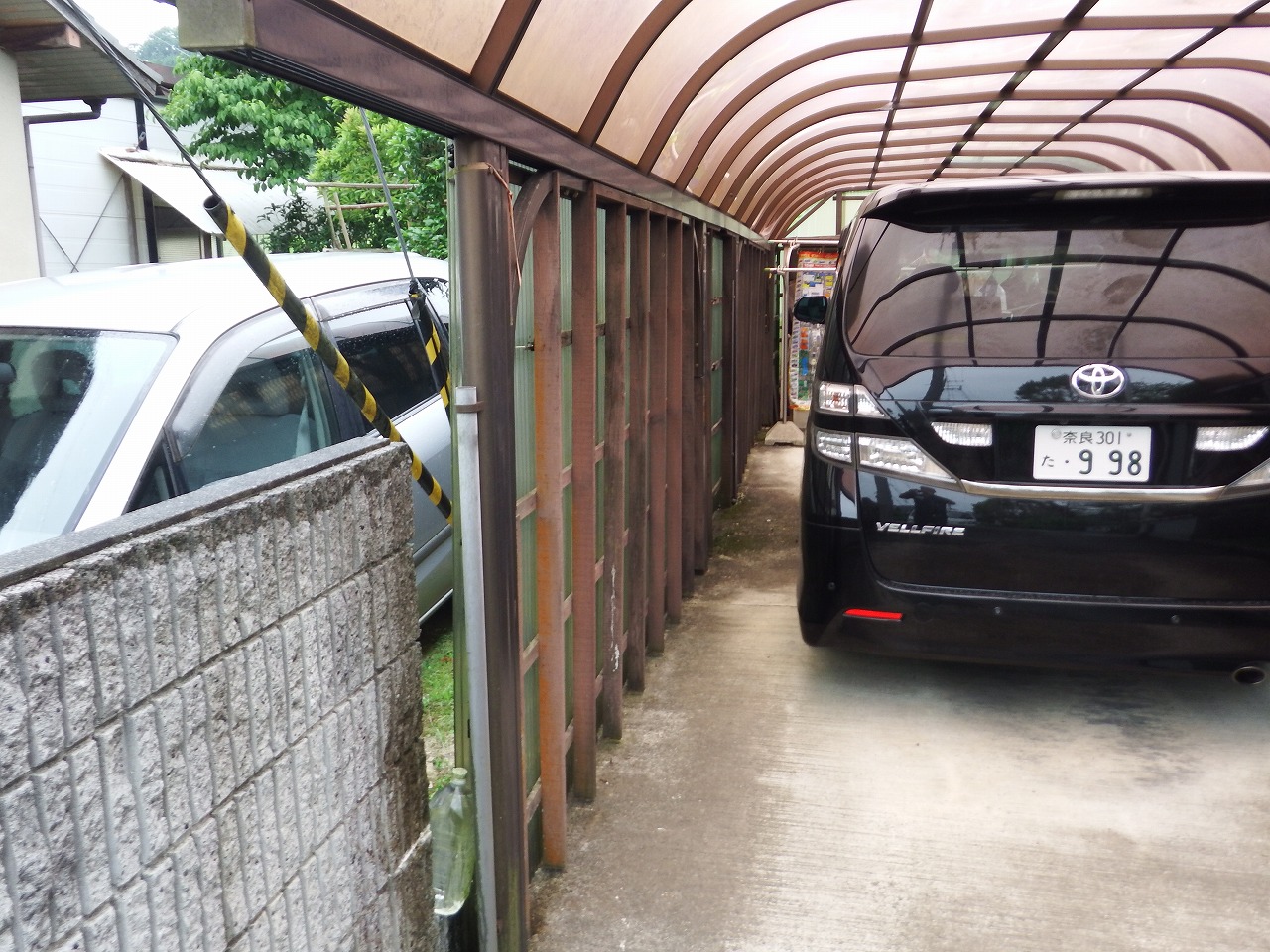 奈良市都祁のガレージ
