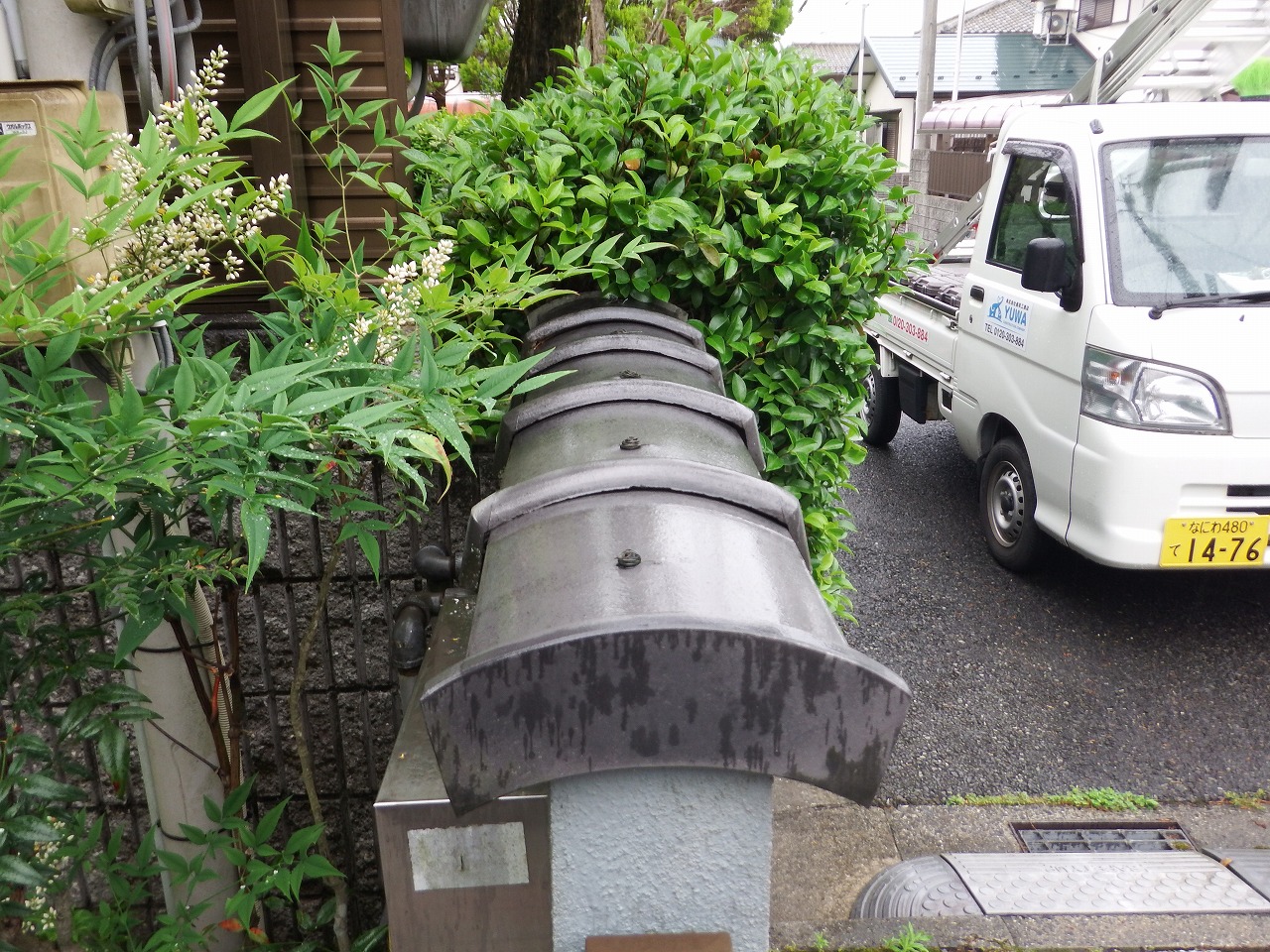 奈良市都祁のお宅で外構工事のための現場調査、門扉